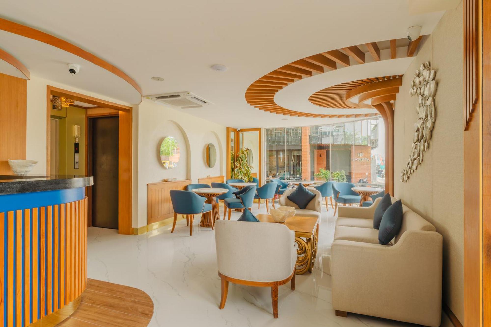 Umet Seaview Hotel With Free Airport Pick Up And Drop T&C Apply Malé Exterior foto